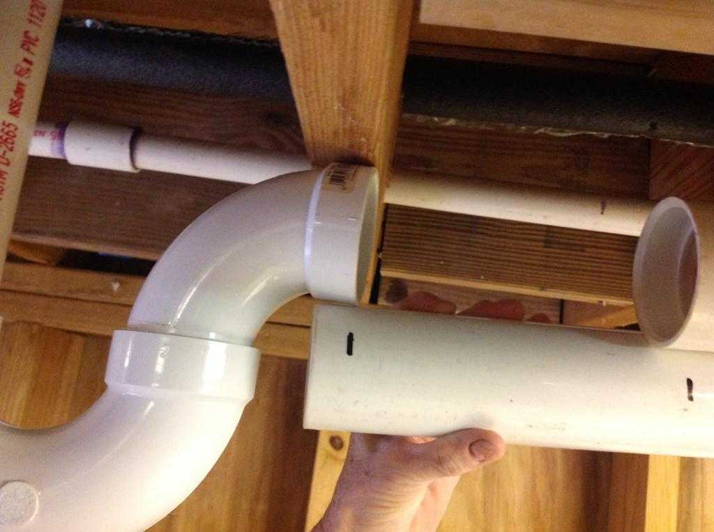 Вентиляция из пластиковых канализационных труб в частном доме: можно ли так делать, нюансы обустройства